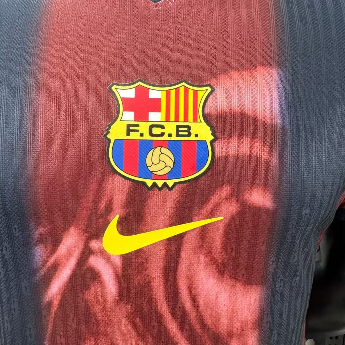 Barcelona x Travis Scott