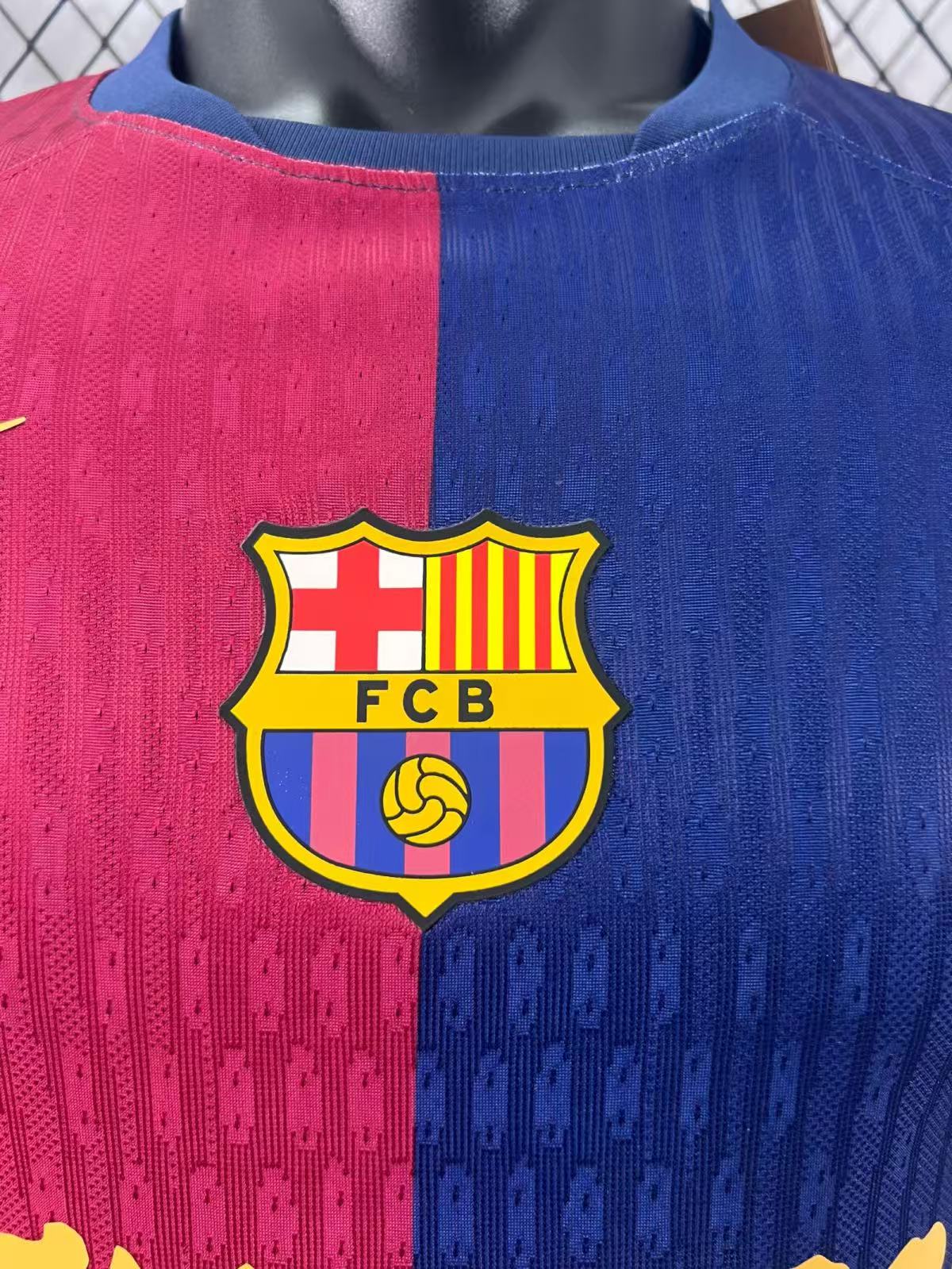 Barcelona x Travis Scott