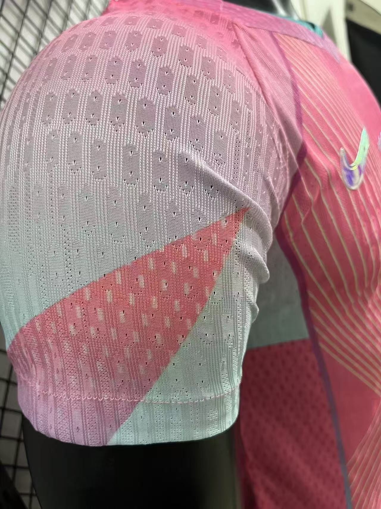 Fc Barcelona Pink Neon Special Edition